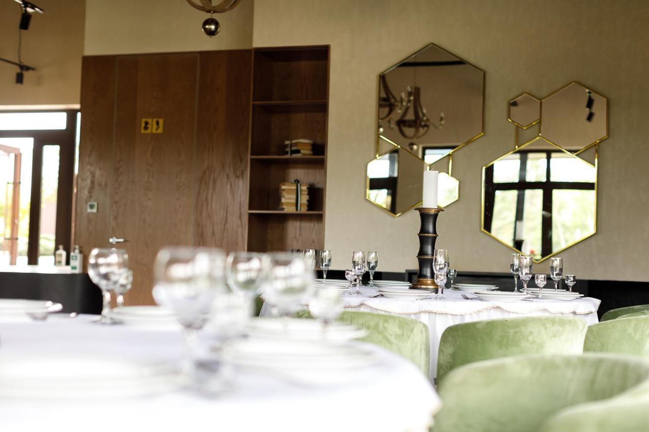 Olena Resort Brjukhovytsji Eksteriør bilde