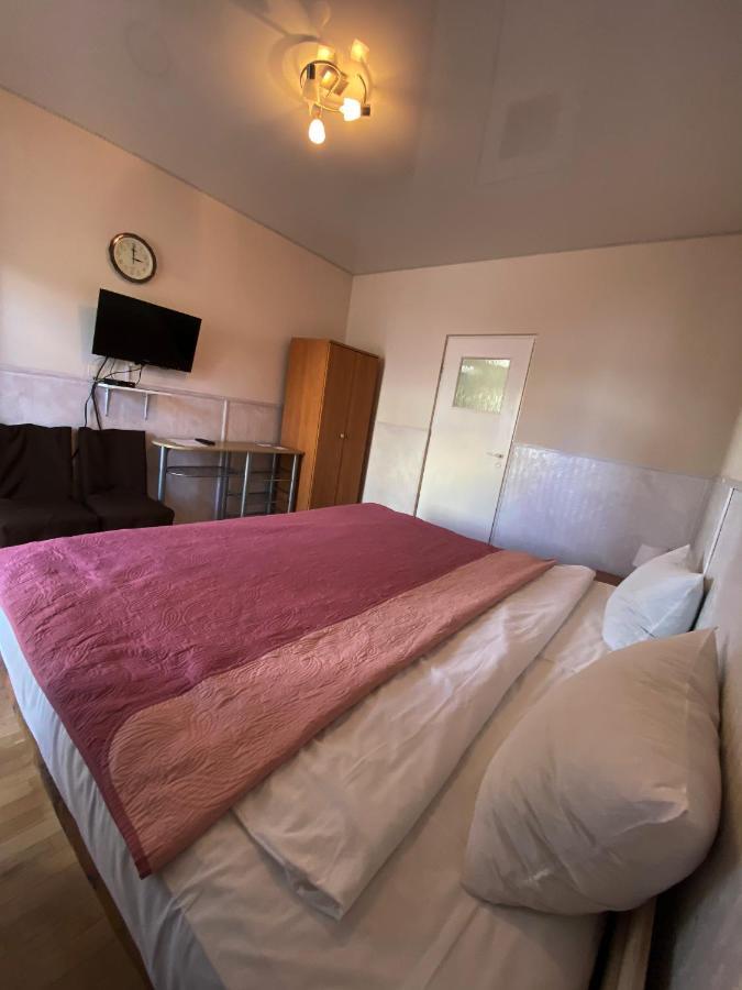 Olena Resort Brjukhovytsji Eksteriør bilde