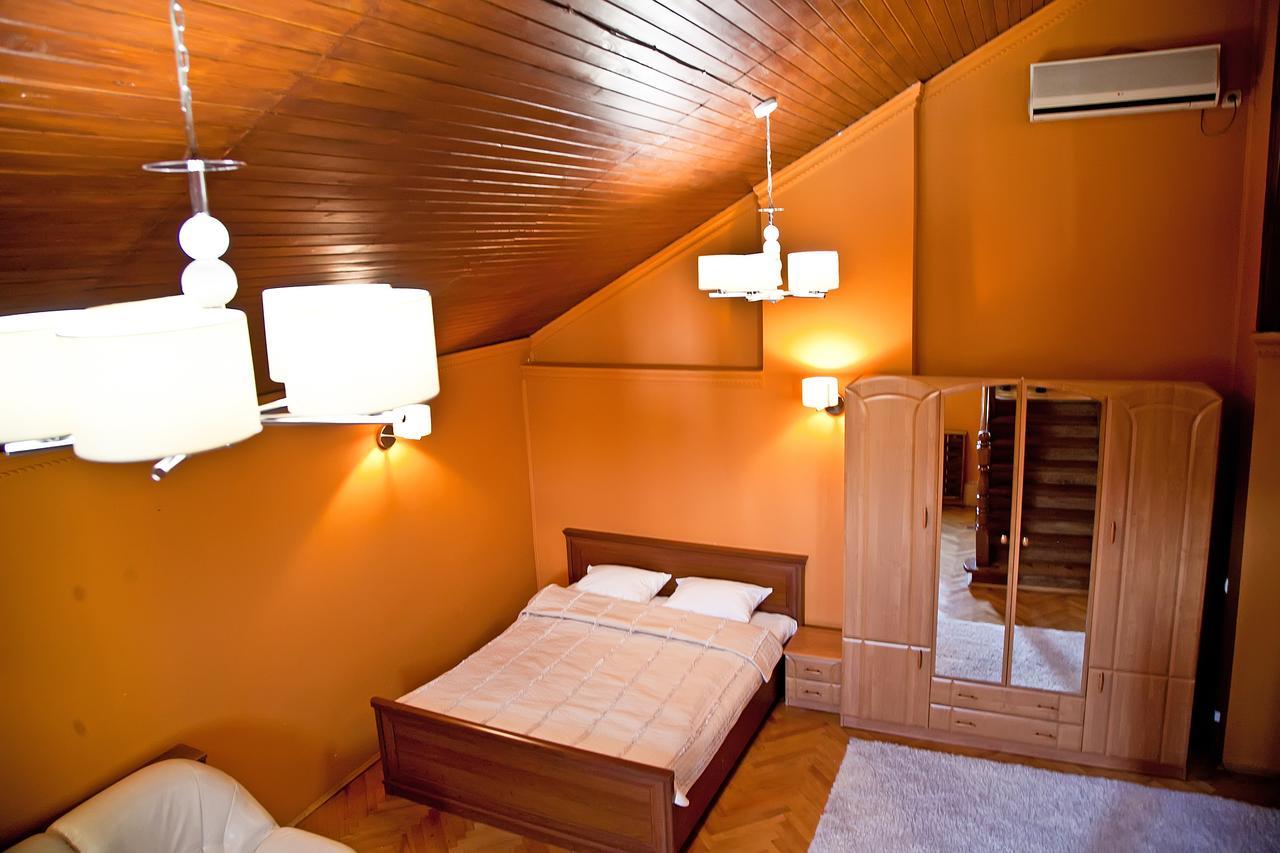 Olena Resort Brjukhovytsji Eksteriør bilde